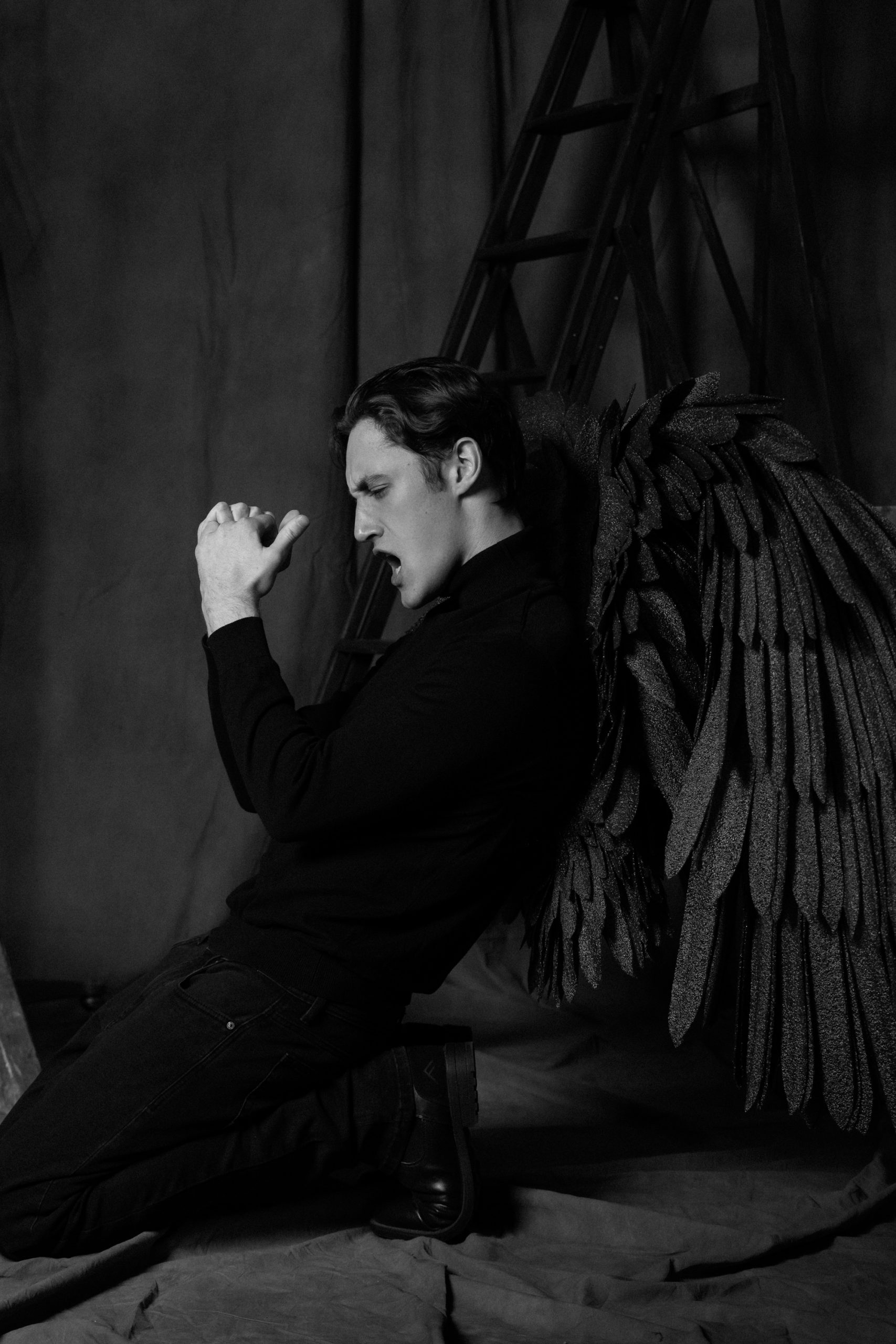 Angel & Demon Fotoshooting bei Christian Holthausen Photography in Düsseldorf